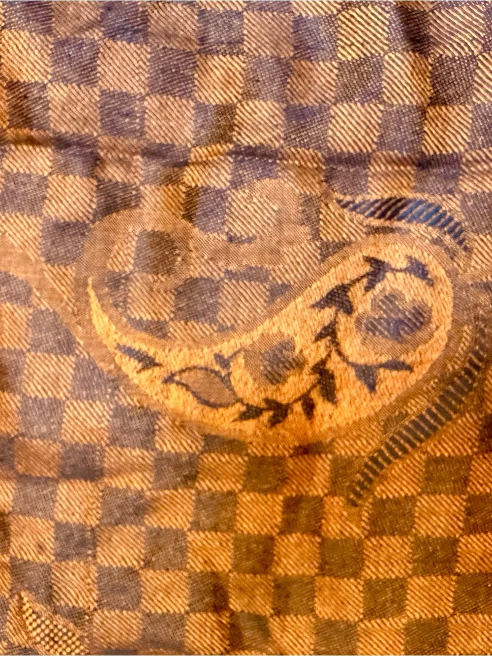 Elegant Paisley Pattern Wrap Scarf in Rust and Black